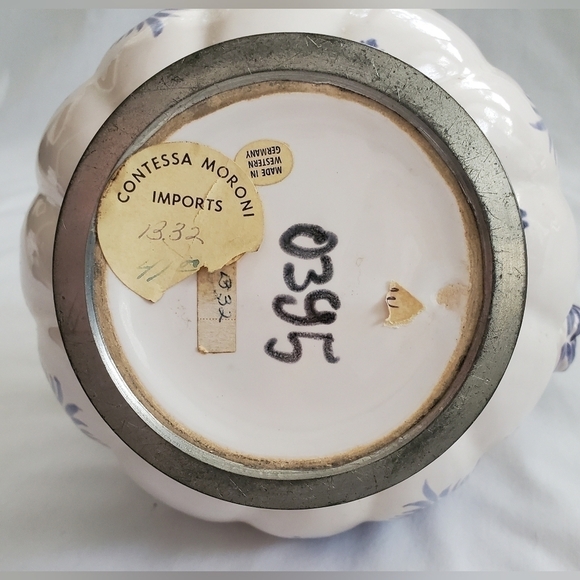 Western Germany Pitcher - Picture 8 of 8